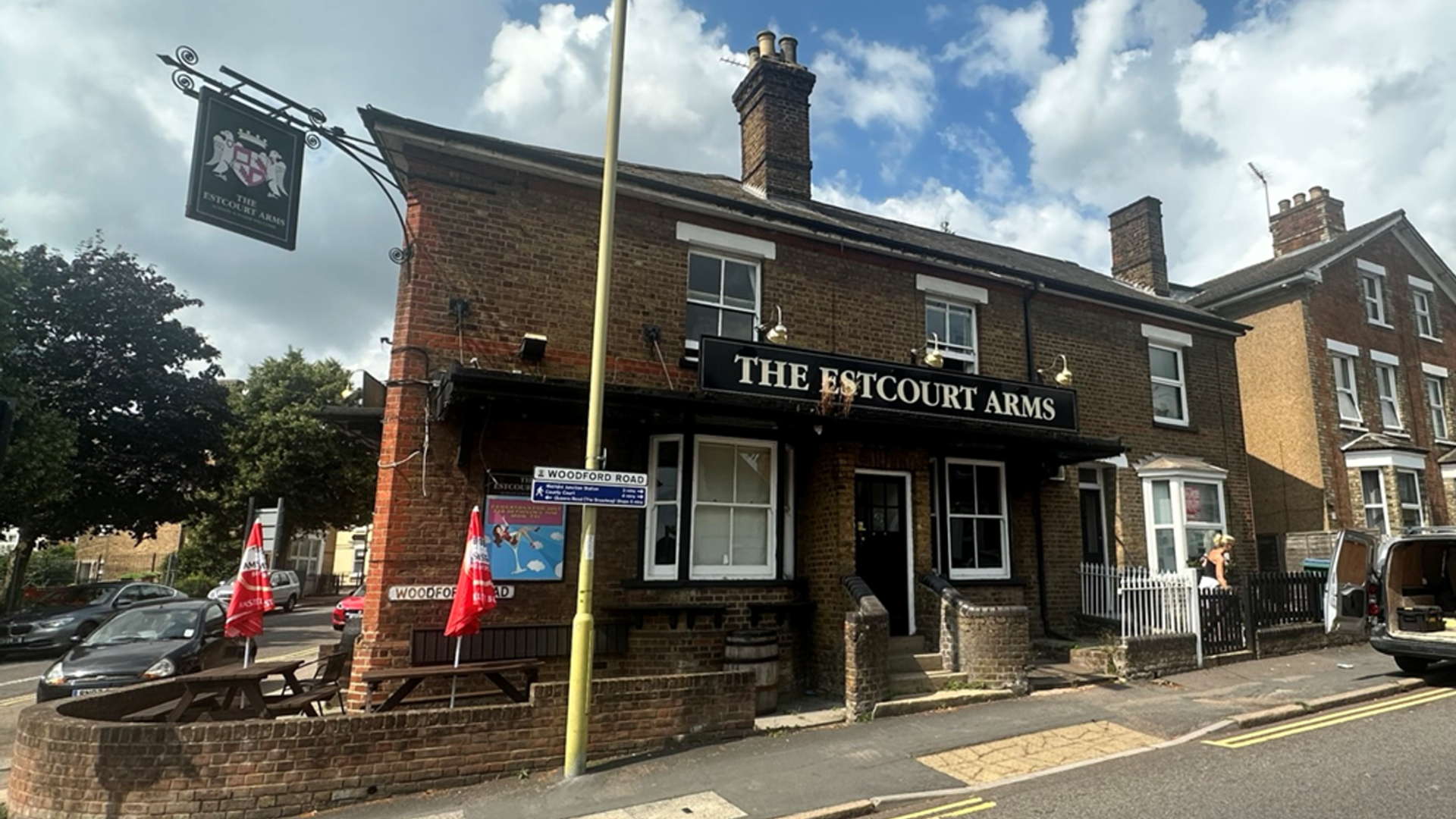 Estcourt Arms