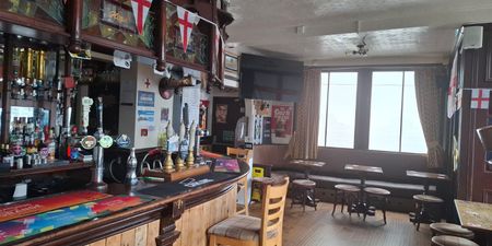 Old Hop Pole