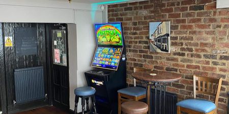 Corner Pin