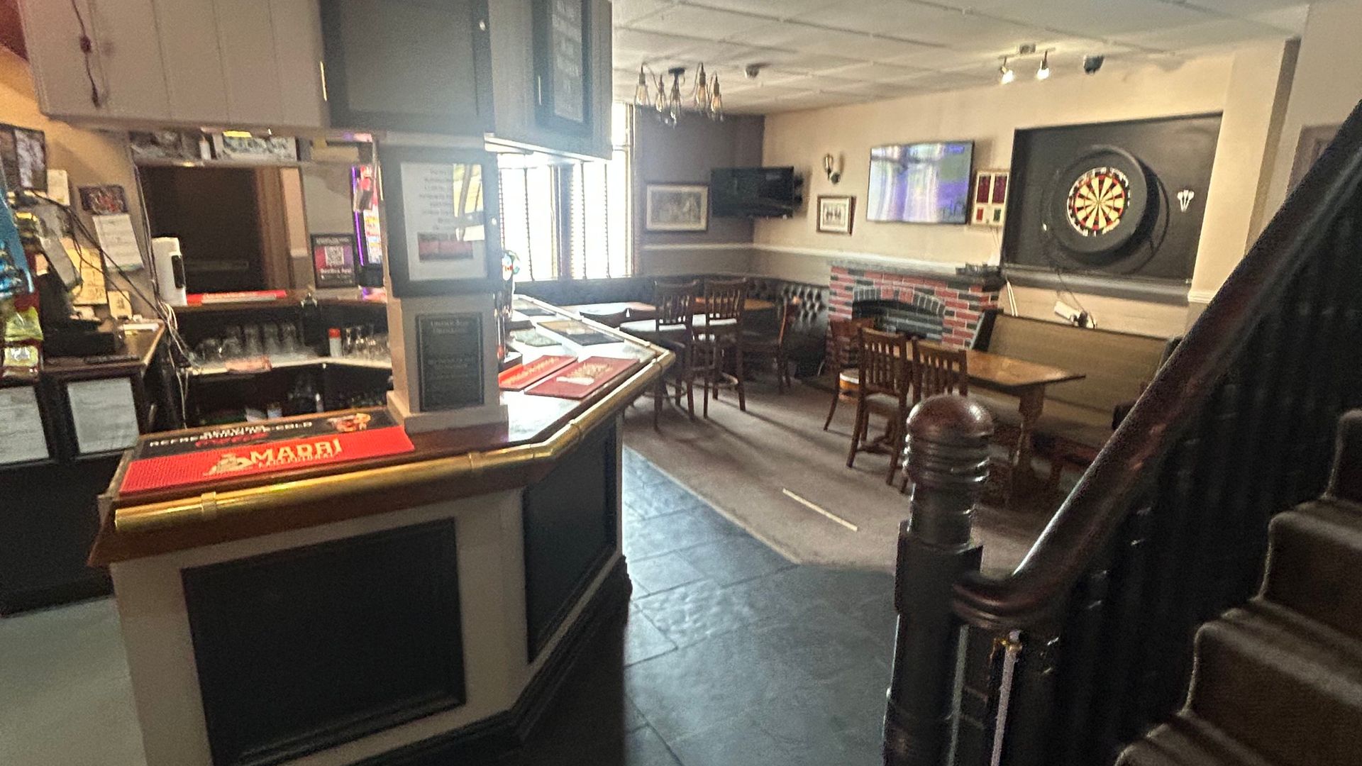 Ark Inn