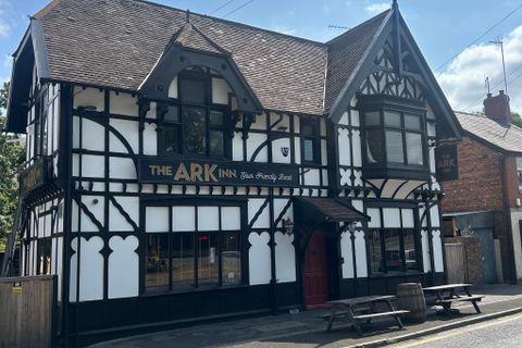 Ark Inn