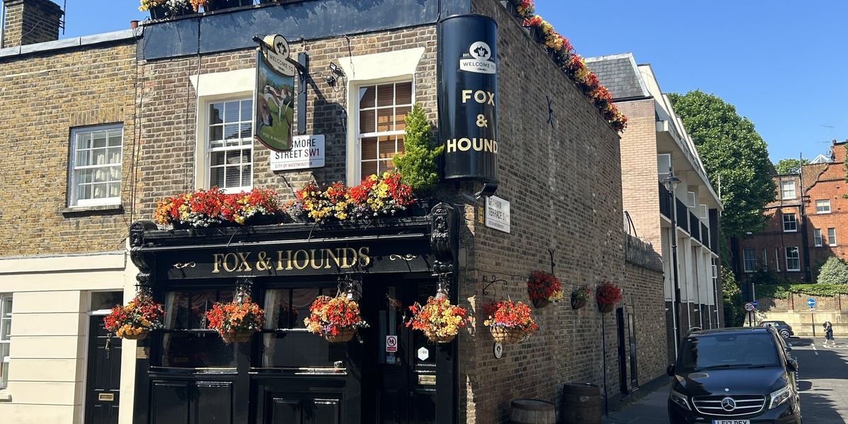 Fox & Hounds