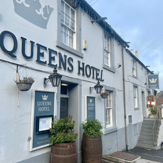 Queens Hotel