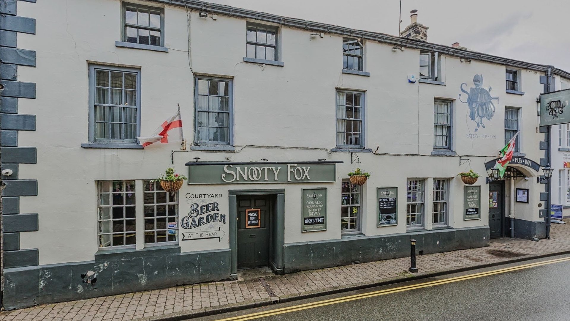 Snooty Fox Tavern
