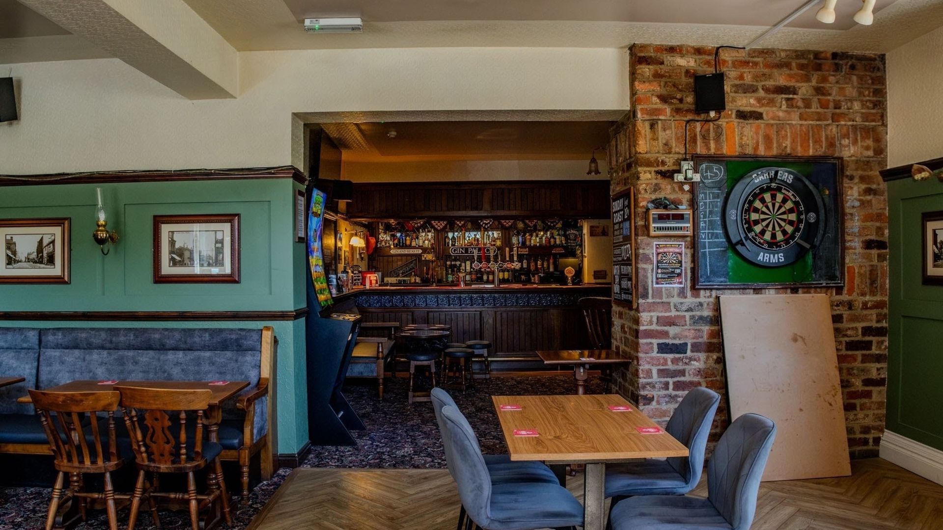Carriers Arms