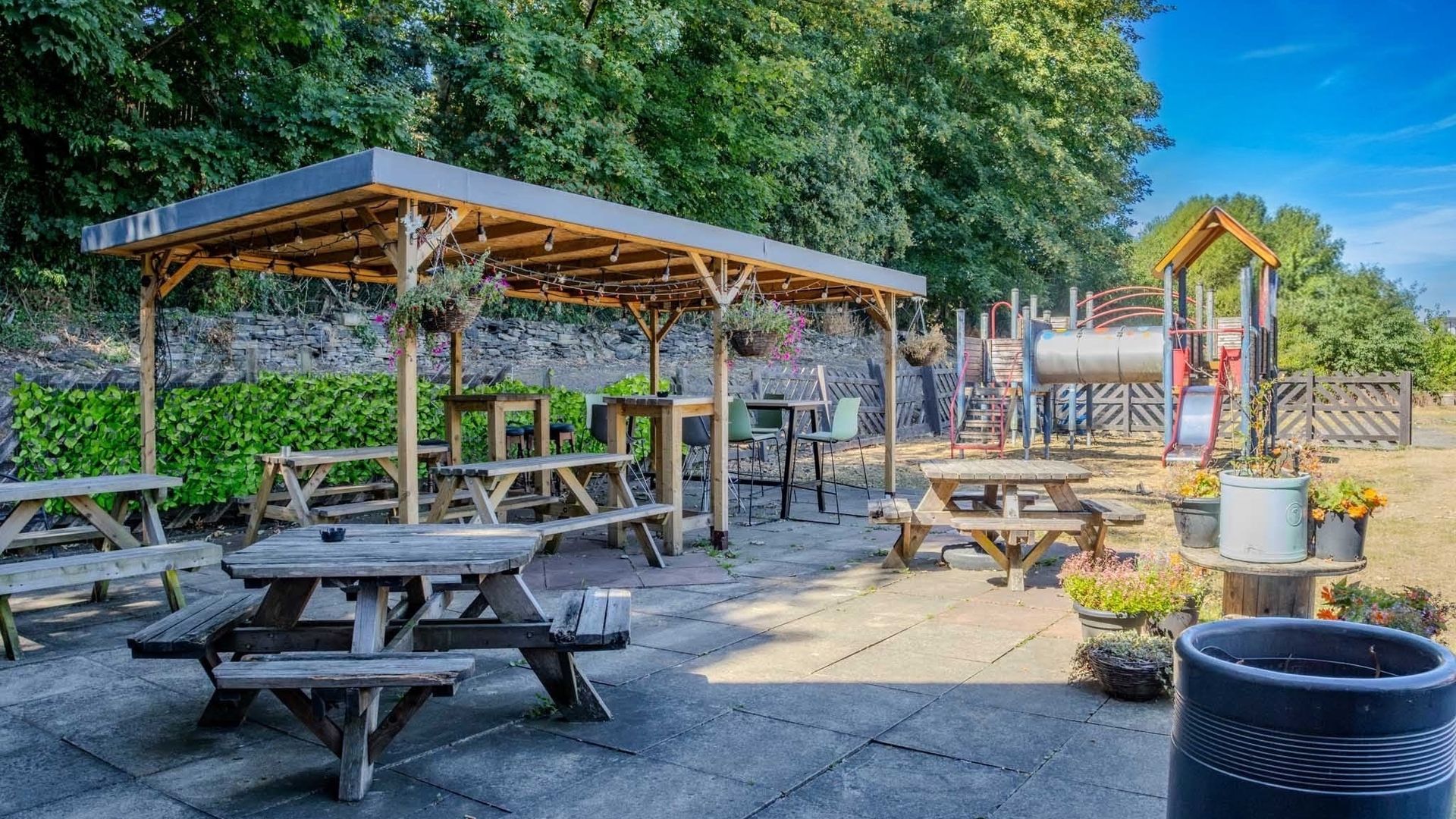 Carriers Arms