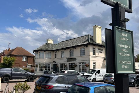 Harps Inn