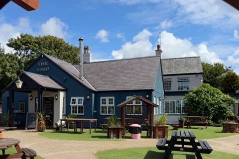 Ship Inn