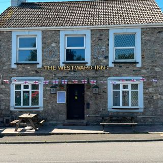 Westward Inn