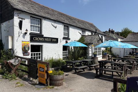 Crows Nest Inn