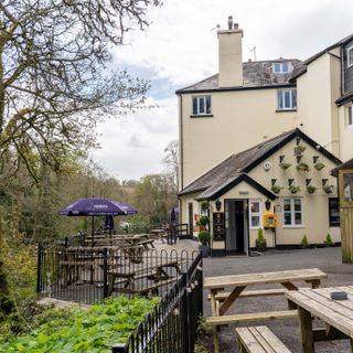 Abbey Inn