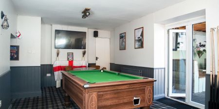 Ye Olde Coach & Horses