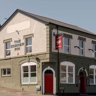 Corner Pin