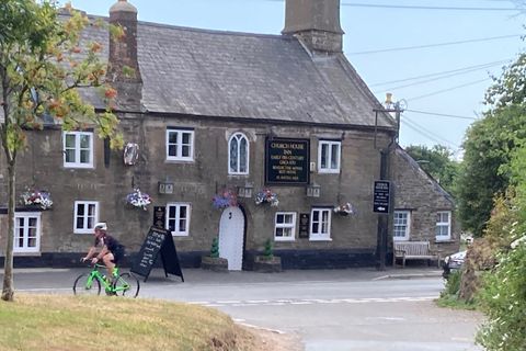 Church House Inn