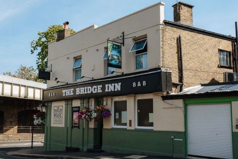 Bridge Inn
