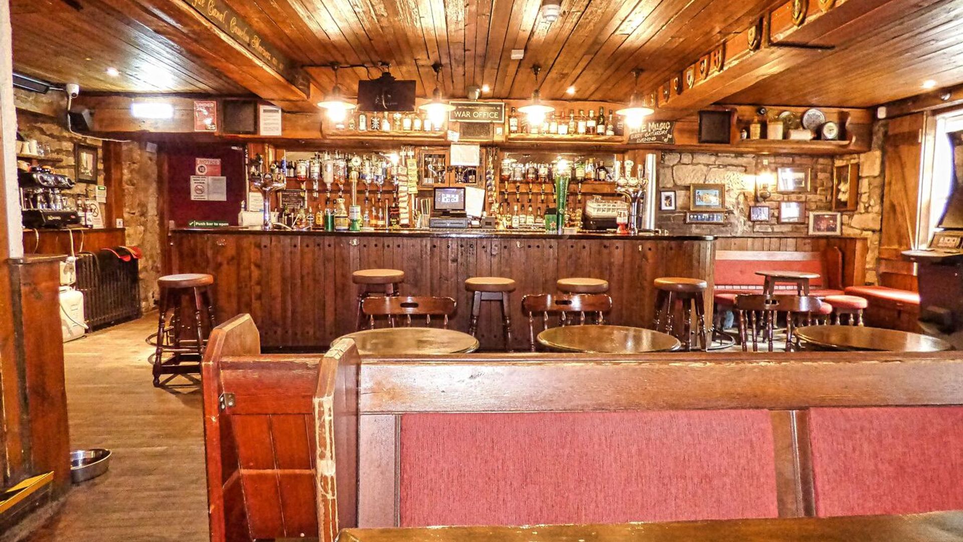 Canal Inn