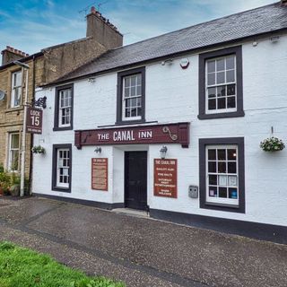 Canal Inn