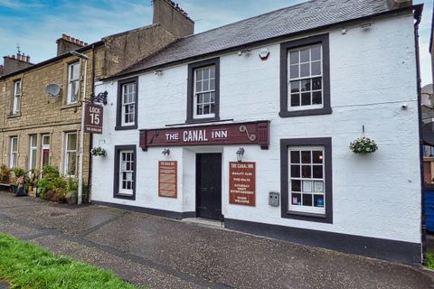 Canal Inn