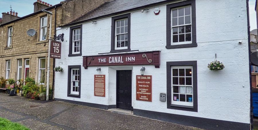 Canal Inn