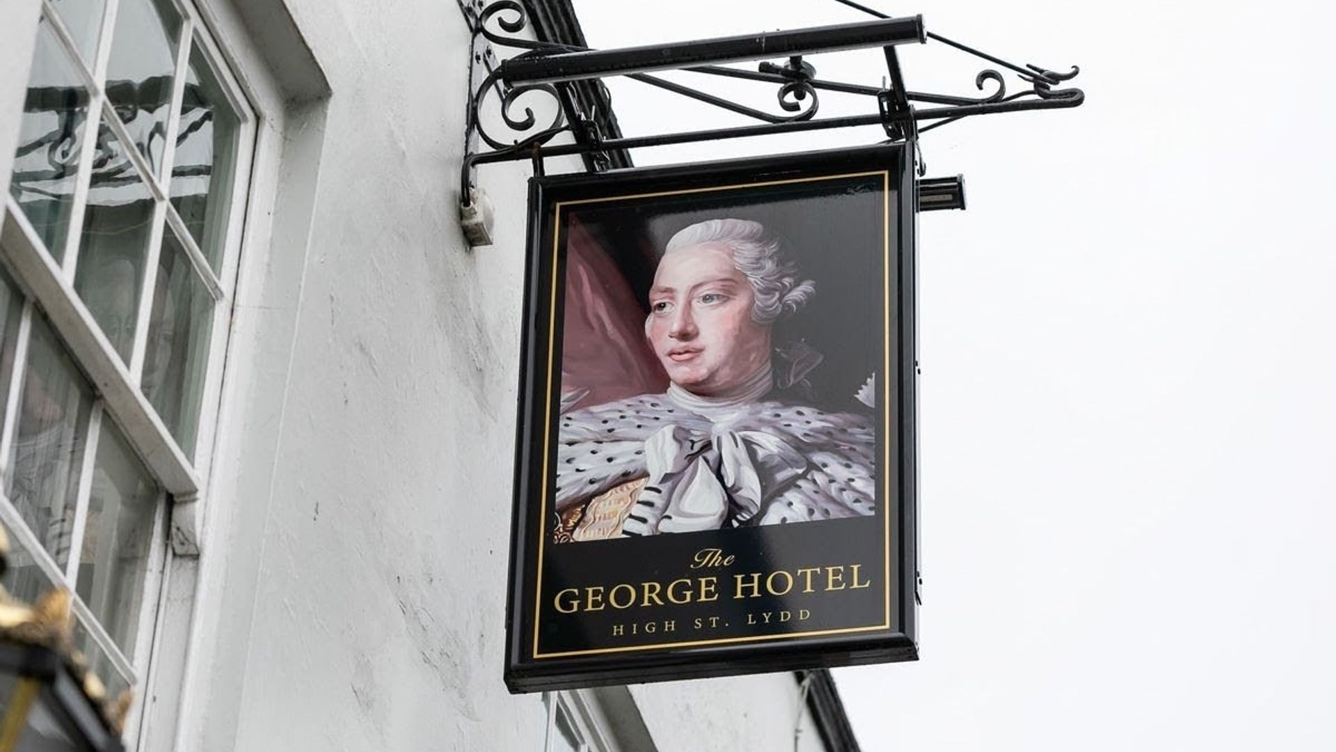 George Hotel