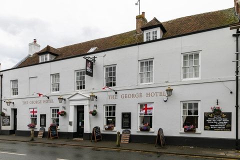 George Hotel