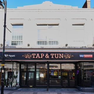 Tap & Tun