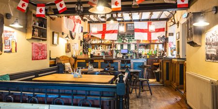 Cross keys