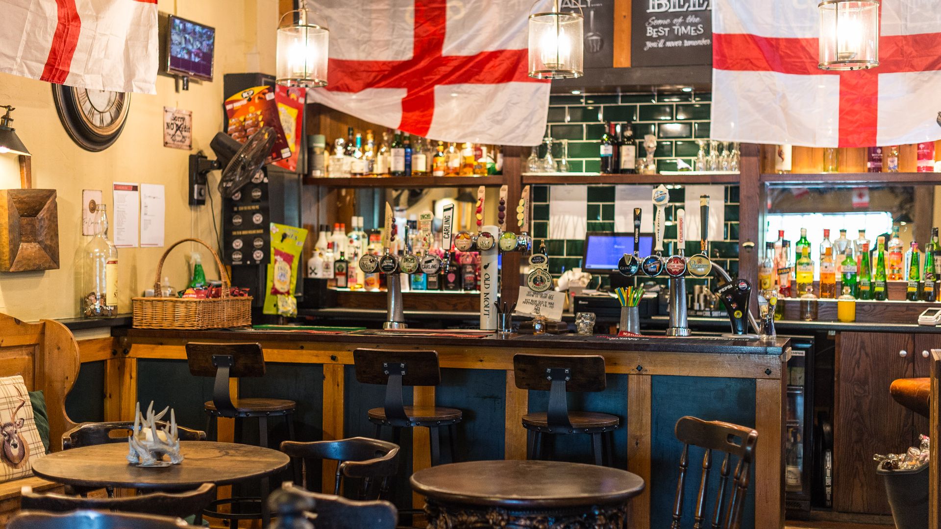 Cross keys