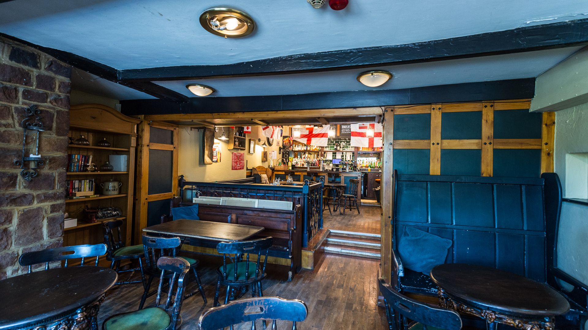 Cross keys