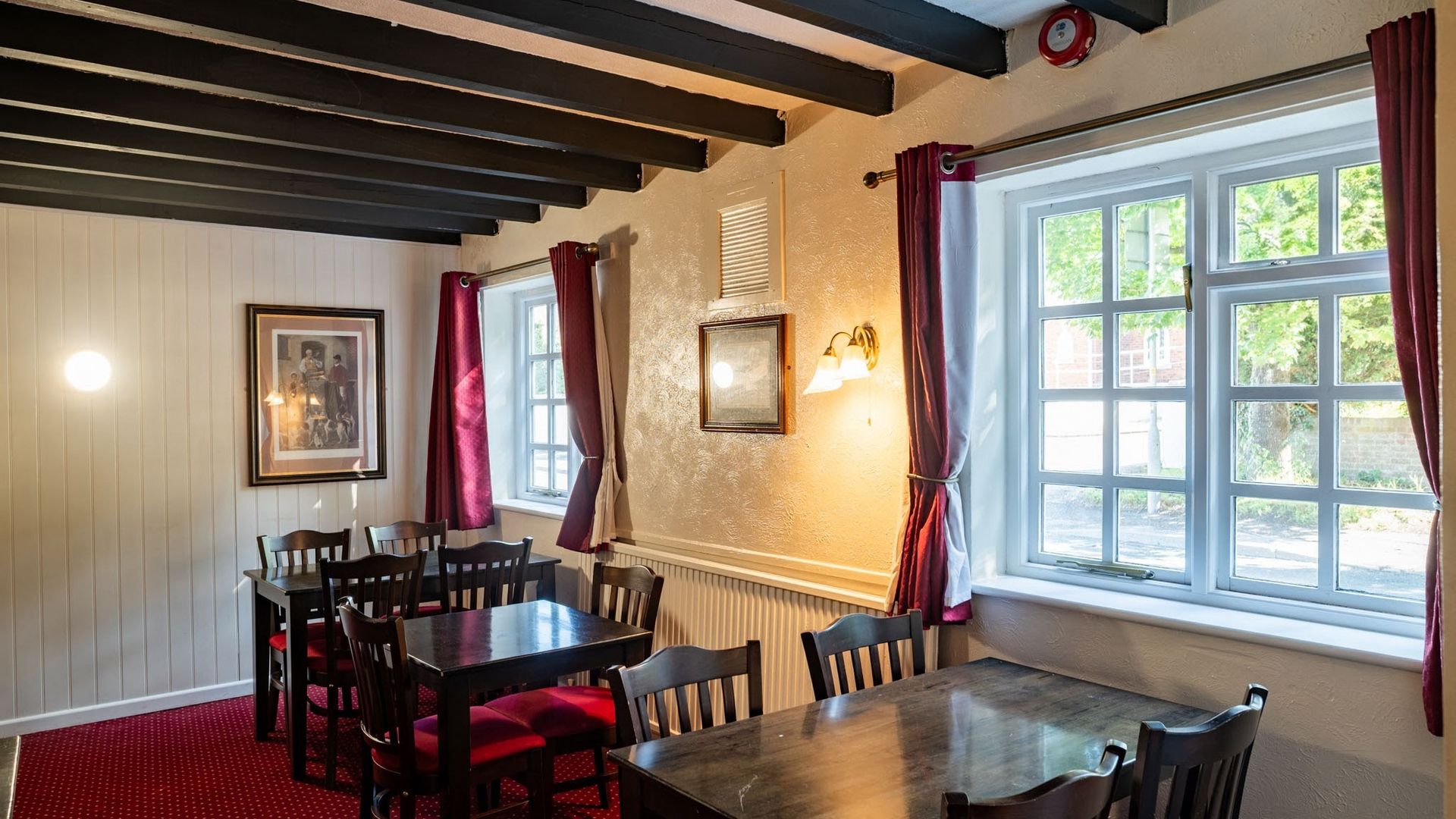 Winterbourne Arms