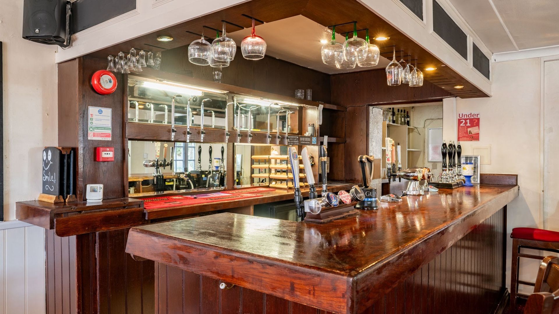 Winterbourne Arms
