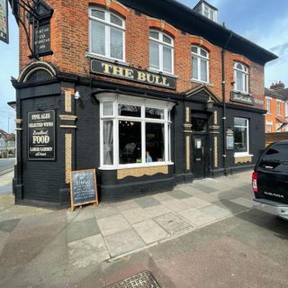 Bull Hotel