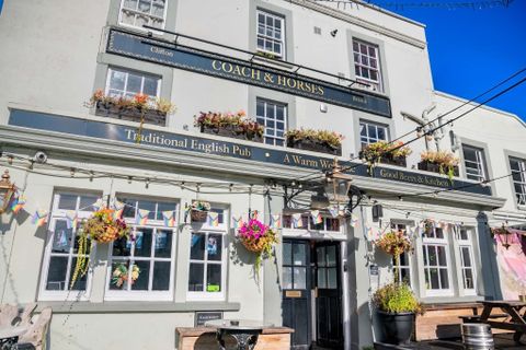 Coach & Horses