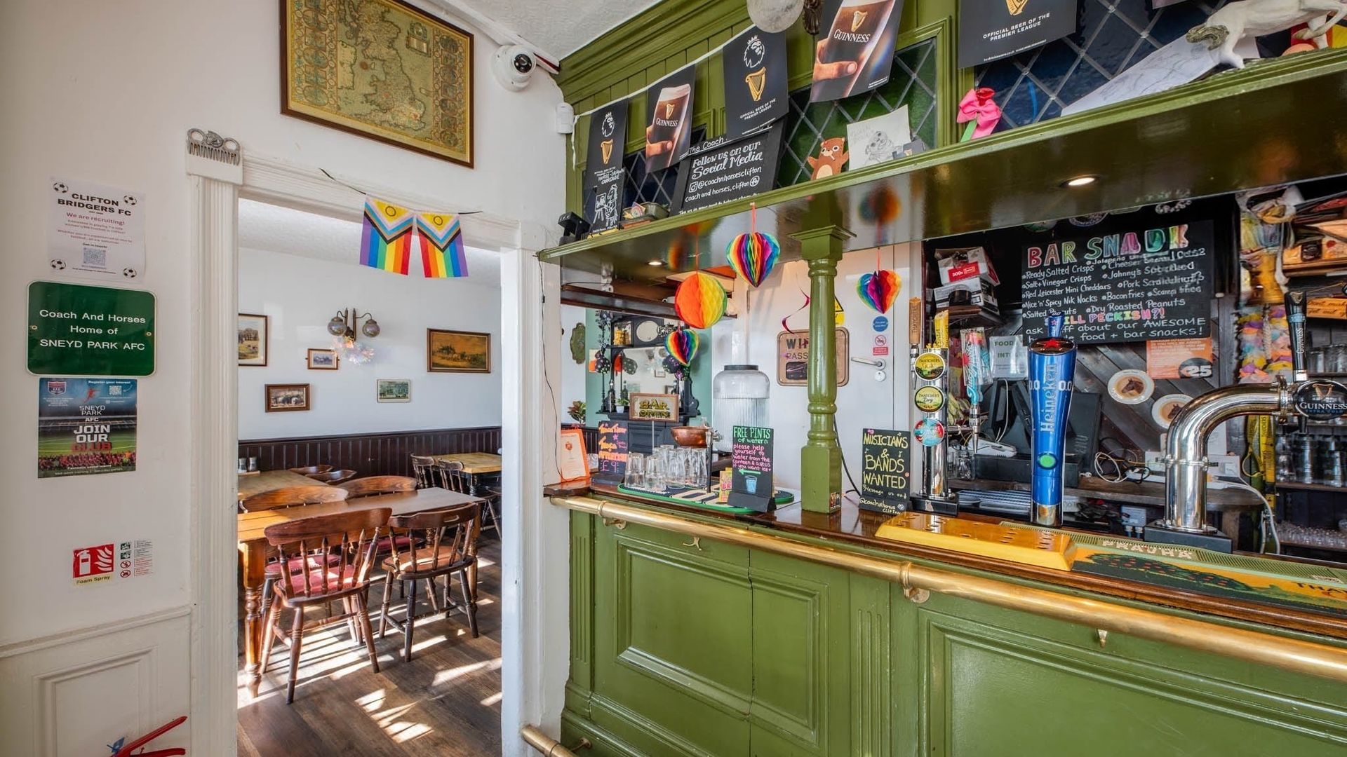 Coach & Horses
