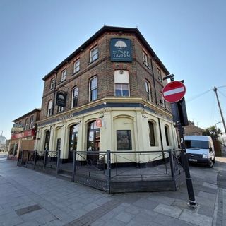 Park Tavern
