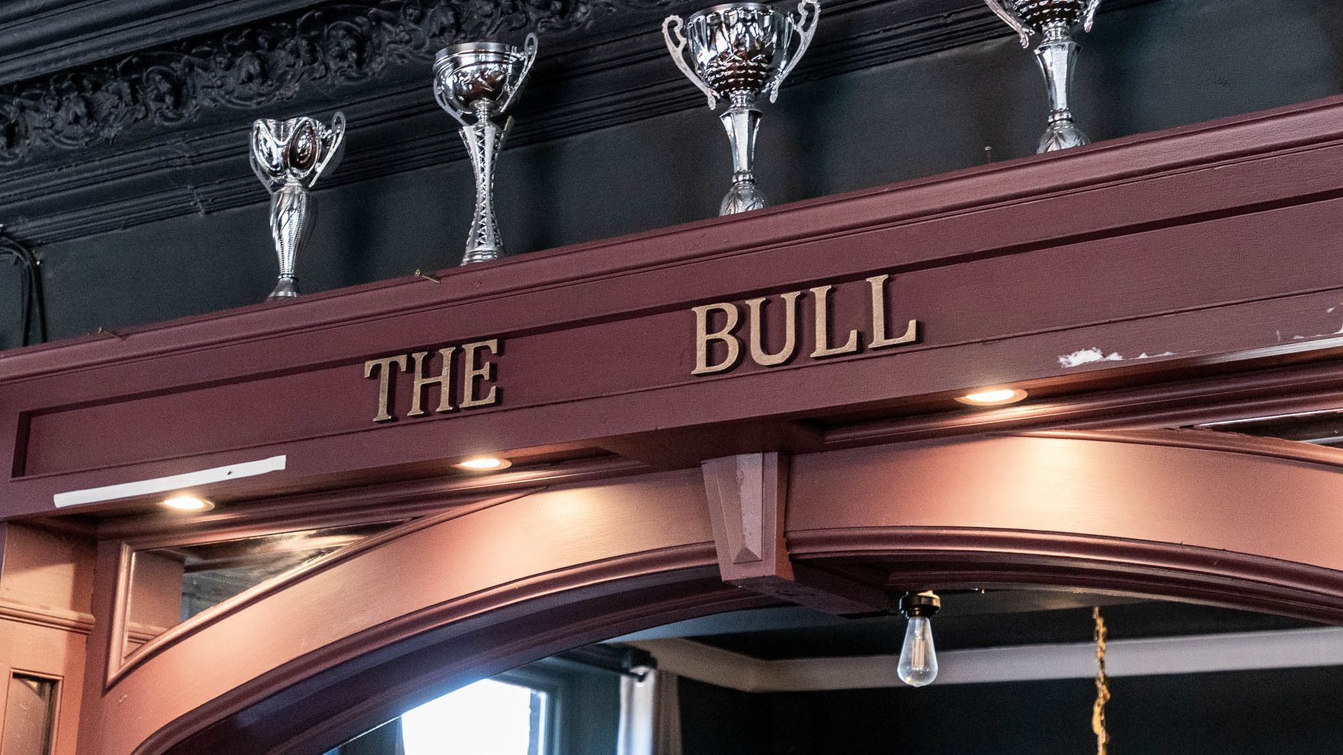 Bull Hotel