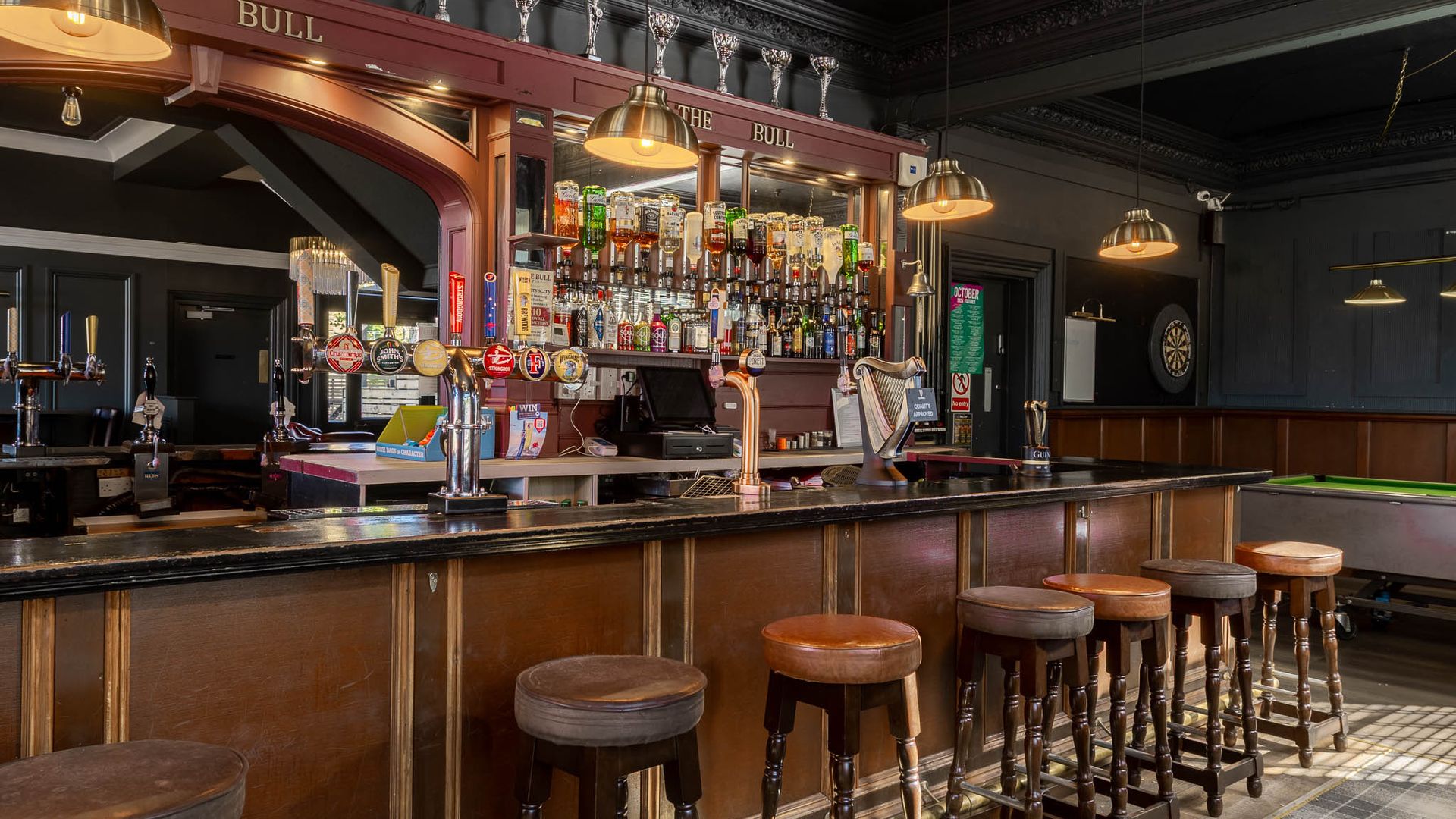 Bull Hotel