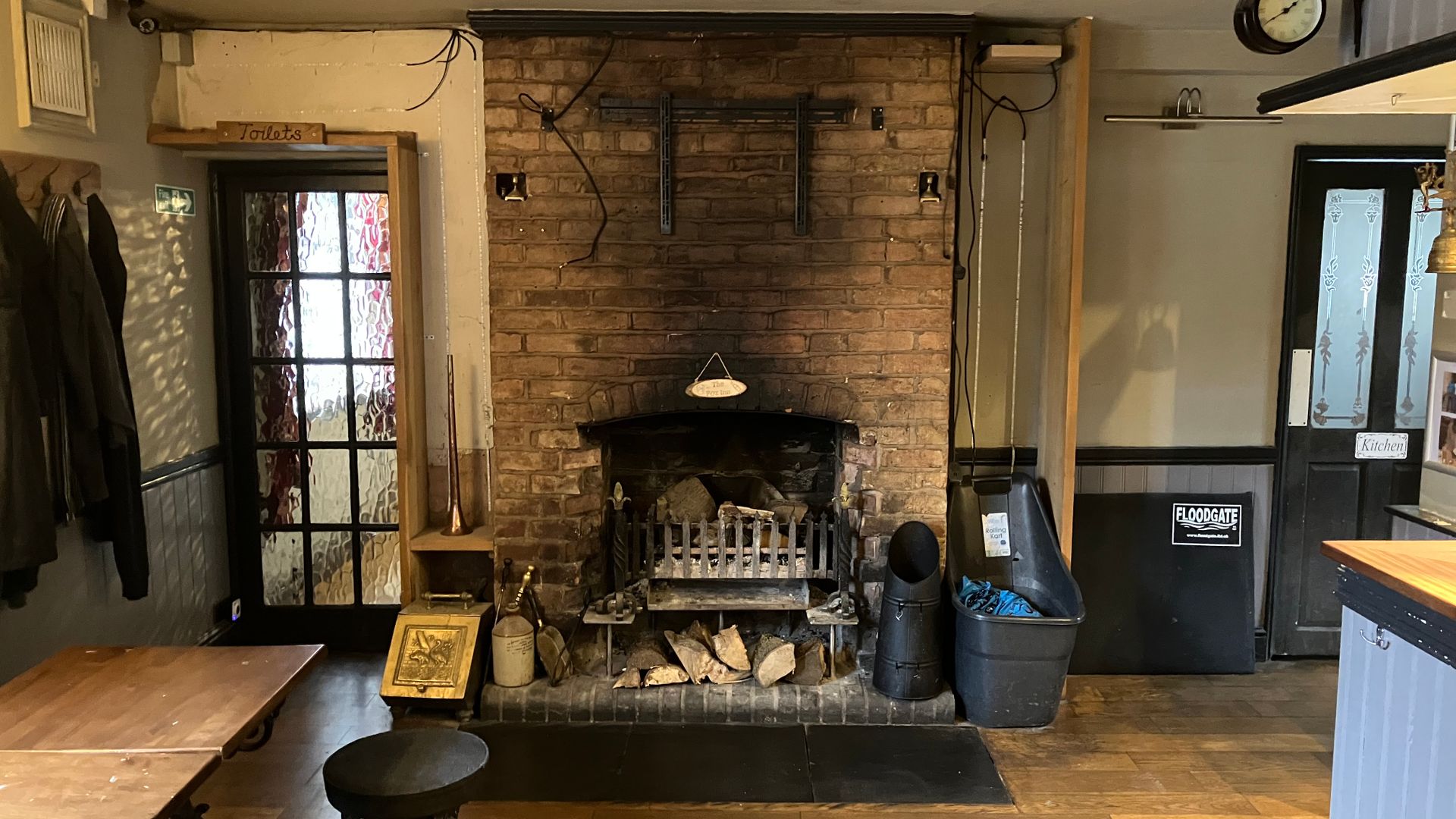 Fox Inn