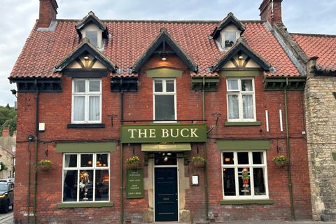 Buck Inn