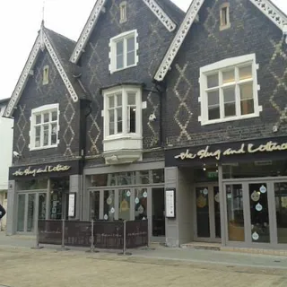 Slug & Lettuce