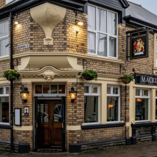 Mackintosh Hotel