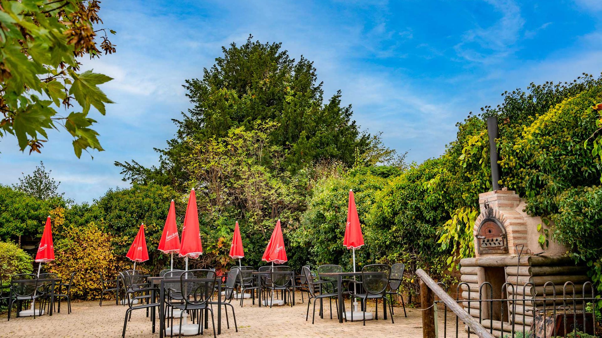 Chequers Inn