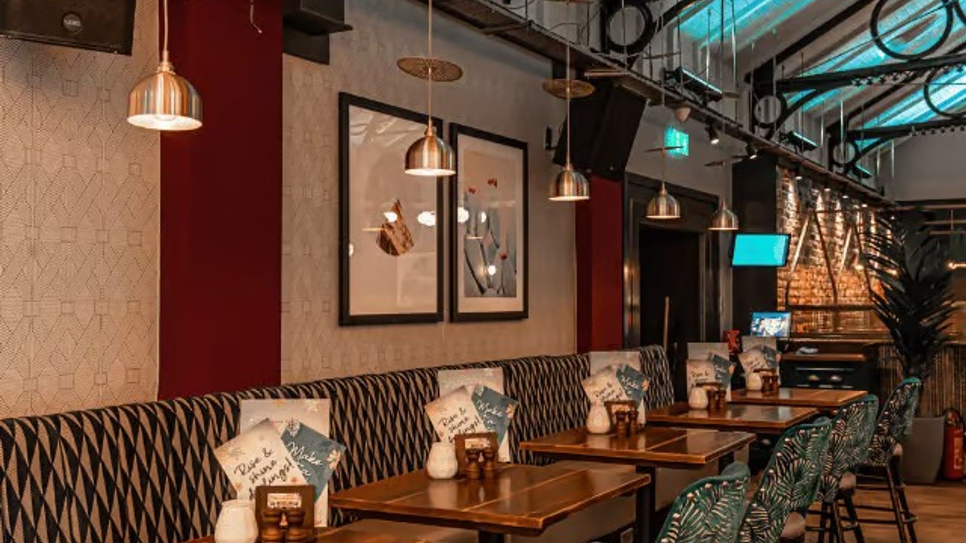 Slug & Lettuce