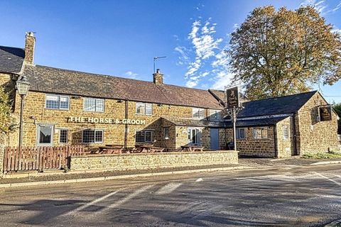Horse & Groom