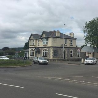 Elburton Hotel