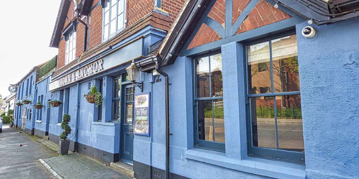 Crown & Anchor