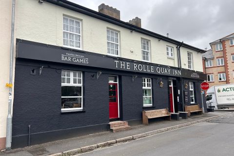 Rolle Quay Inn