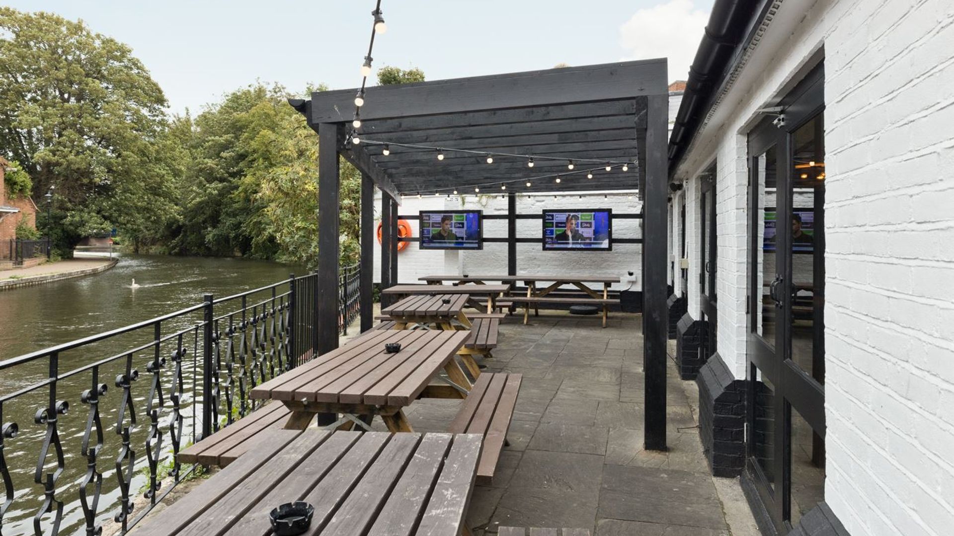 Old Waggon & Horses