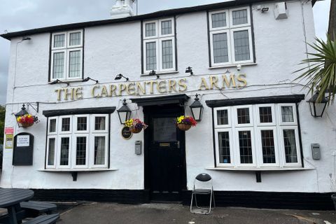 Carpenters Arms