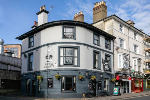 Rose & Crown